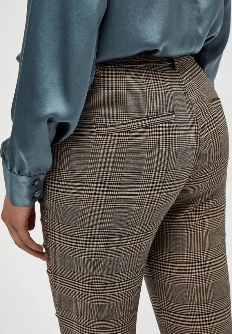 Minus Chino Rustic Brown Checked Femme 6 Minus Chino Rustic Brown Checked Femme – Image 4