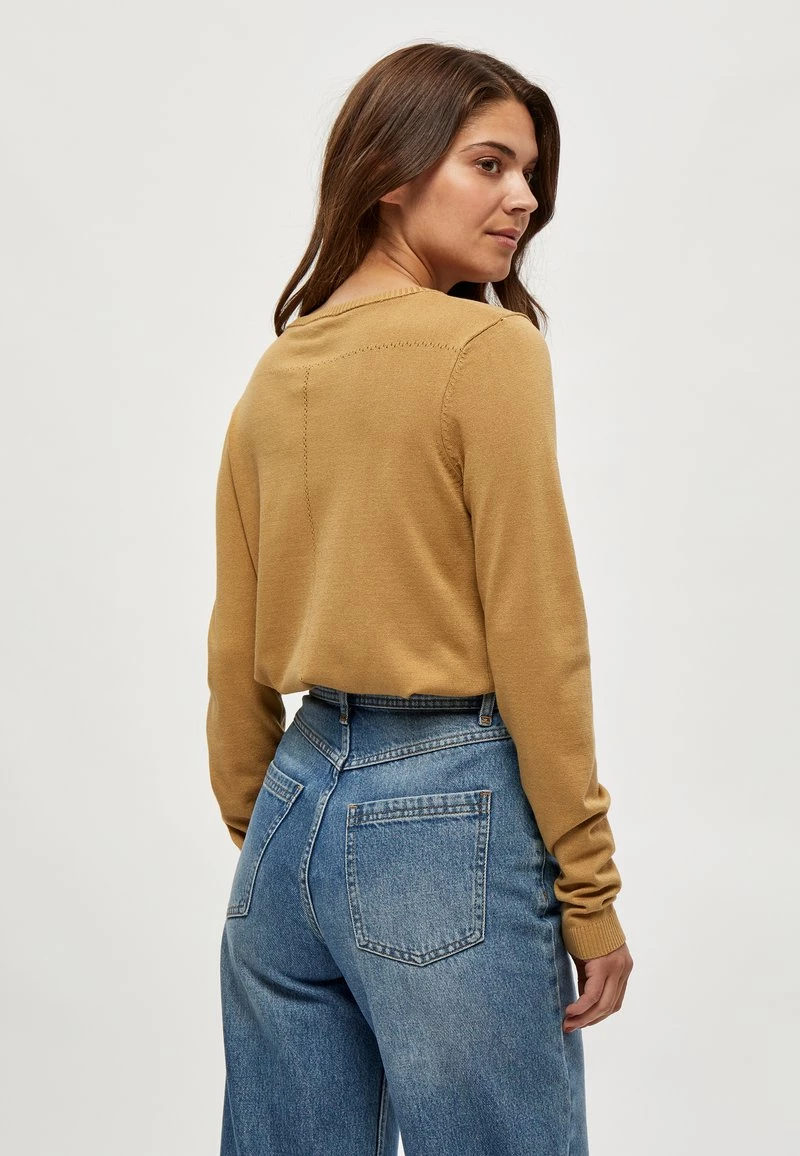 Minus NEW LAURA Gilet Prairie Sand Femme 4 Minus NEW LAURA Gilet Prairie Sand Femme – Image 2