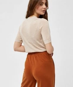 Minus Femme PAMELA T Shirt Basique Medal Gold Melange/lurex 9 Minus Femme PAMELA T Shirt Basique Medal Gold Melange/lurex -SOLDES D'ÉTÉ - Minus Fashion 041bc50a3d0f409493ea57aff2fdfd8e