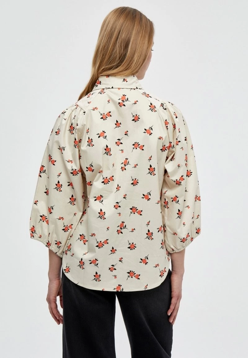 Minus Femme JENA Chemisier Broken White Flower Print 5 Minus Femme JENA Chemisier Broken White Flower Print – Image 3