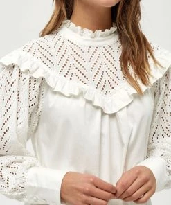 Minus Femme LISIA Blouse Cloud Dancer -SOLDES D'ÉTÉ - Minus Fashion 09d17c8a176a4f4681d3677131f22c6b