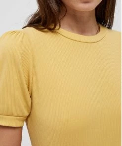 Minus JOHANNA T Shirt Basique Cornbutter Femme -SOLDES D'ÉTÉ - Minus Fashion 0cb98a383beb460da9c98122f8b24825