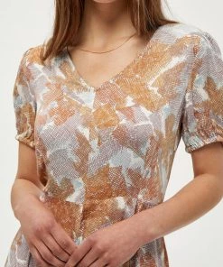 Minus Femme SINA Robe De Jour Prairie Sand Checked -SOLDES D'ÉTÉ - Minus Fashion 1335ec81b0fc4fbea0203bce18953c7f