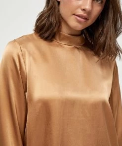 Minus Femme JUSTINE T Shirt à Manches Longues Almond 10 Minus Femme JUSTINE T Shirt à Manches Longues Almond -SOLDES D'ÉTÉ - Minus Fashion 18500a38afc94d11b7ae4cb9271512bf