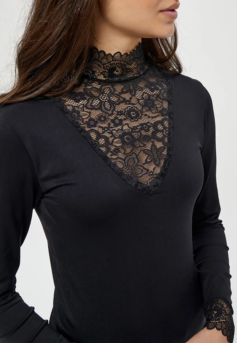 Minus Femme VANESSA Blouse Black 6 Minus Femme VANESSA Blouse Black – Image 4