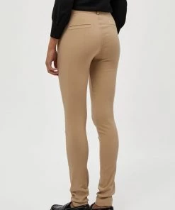Minus Femme CARMA Pantalon Classique Sand -SOLDES D'ÉTÉ - Minus Fashion 1ad53cb80f824bf9baaccb0560388d89