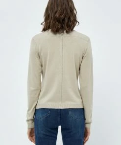 Minus NEW LAURA Gilet Feather Gray Femme -SOLDES D'ÉTÉ - Minus Fashion 1adfd3caf1224f759ab6d7a42c931d73