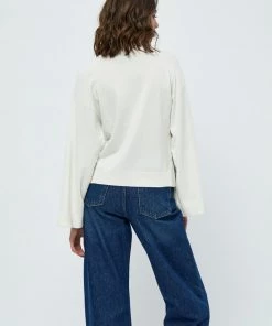 Minus Femme Pullover Broken White -SOLDES D'ÉTÉ - Minus Fashion 1b9299080e1d41c4960160c266893d51