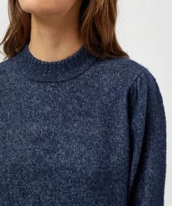 Minus Femme ANGIE Pullover Sky Captain 9 Minus Femme ANGIE Pullover Sky Captain -SOLDES D'ÉTÉ - Minus Fashion 1d6477ac32f848828ba6bee70cce2f7a