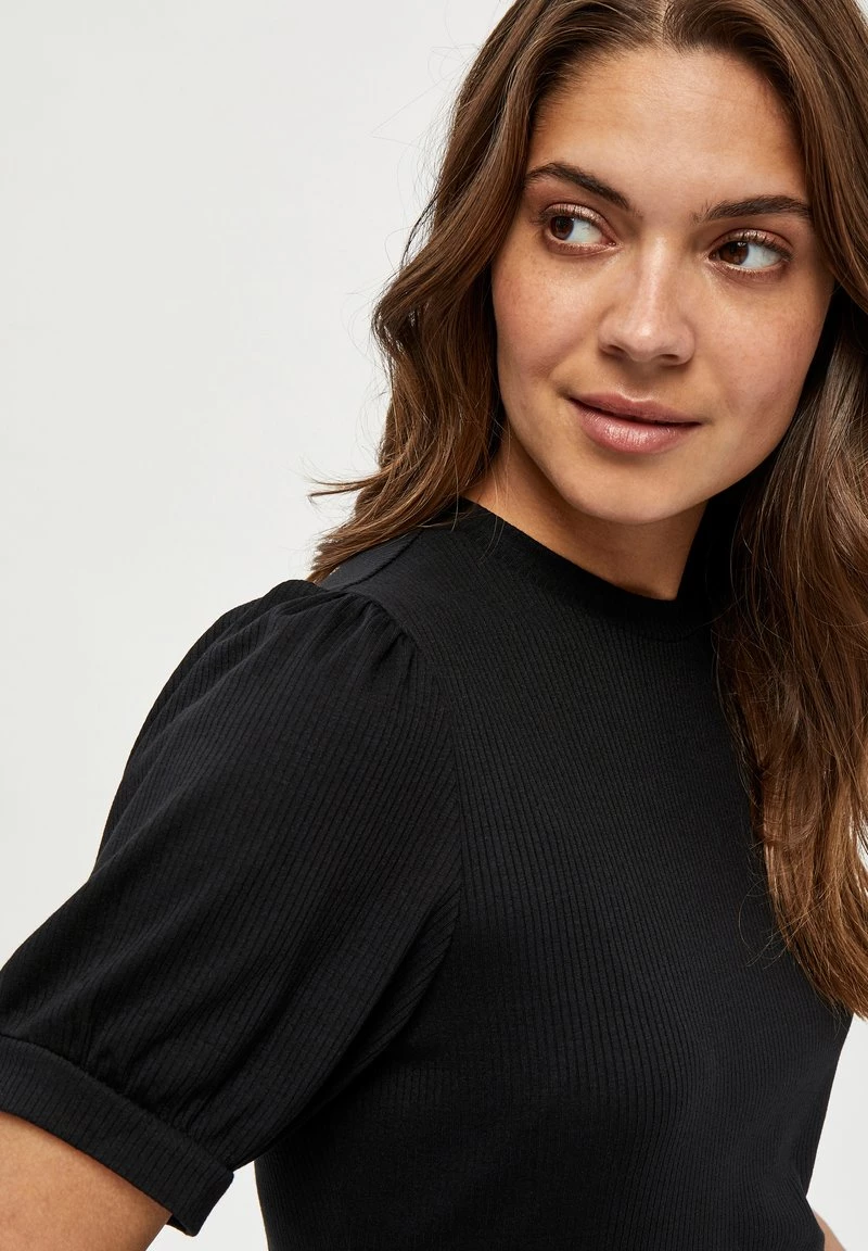 Minus Femme JOHANNA T Shirt Basique Black 6 Minus Femme JOHANNA T Shirt Basique Black – Image 4