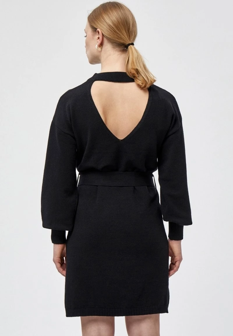 Minus Femme Robe Pull Black 5 Minus Femme Robe Pull Black – Image 3