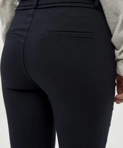 Minus Femme CARMA Pantalon Classique Black Iris 9 Minus Femme CARMA Pantalon Classique Black Iris -SOLDES D'ÉTÉ - Minus Fashion 21d4f6ec888b4d1db497ef897b696e5c