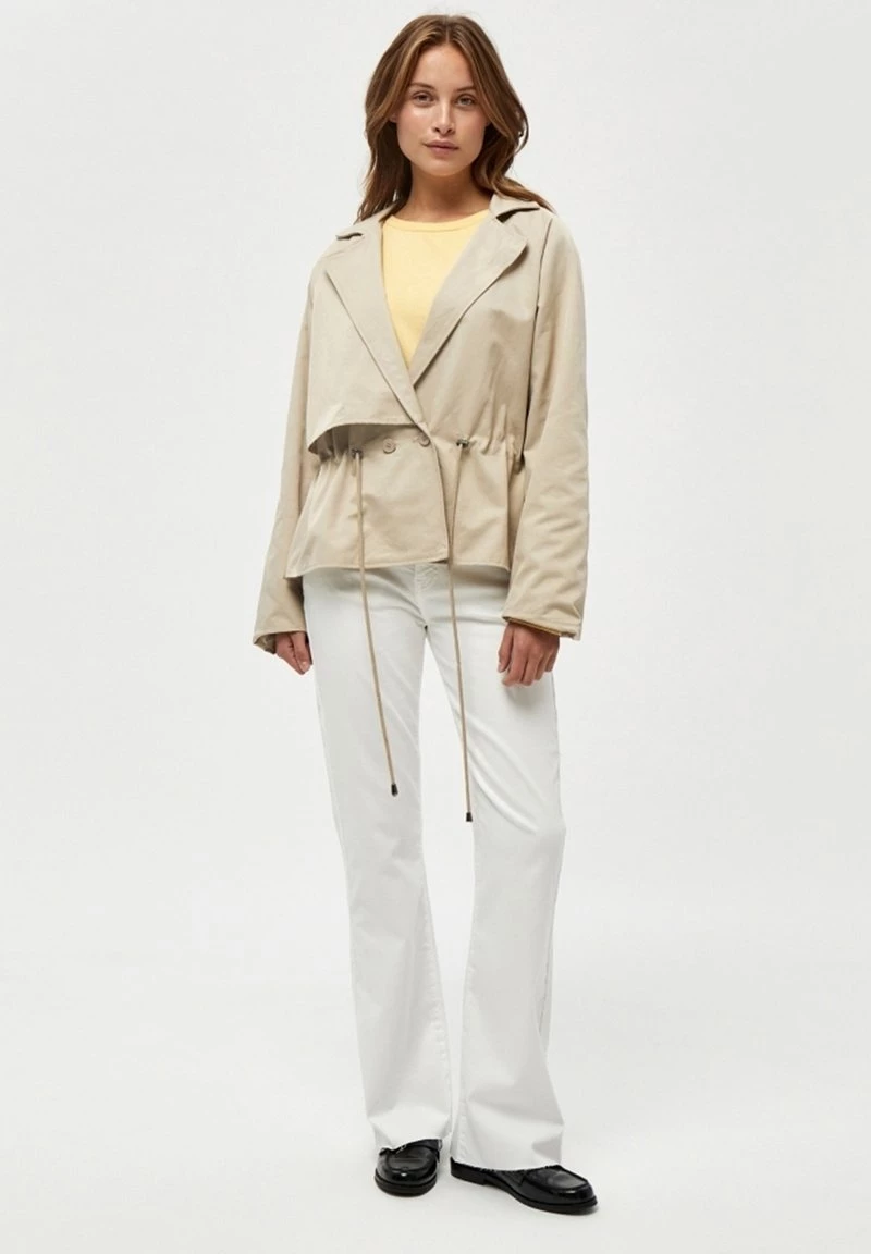 Minus Femme ZELDA Blazer Feather Gray 4 Minus Femme ZELDA Blazer Feather Gray – Image 2