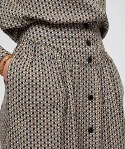 Minus JASMINA Jupe Trapèze Shadow Dot Steel Grey Print Femme 8 Minus JASMINA Jupe Trapèze Shadow Dot Steel Grey Print Femme -SOLDES D'ÉTÉ - Minus Fashion 25a7154444534e959b2c961a956ad1cc