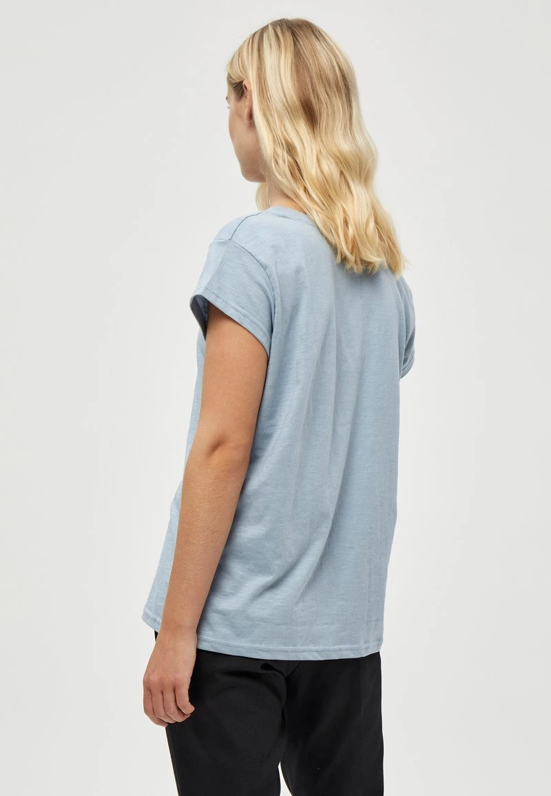 Minus Femme LETI T Shirt Basique Dusty Blue 5 Minus Femme LETI T Shirt Basique Dusty Blue – Image 3
