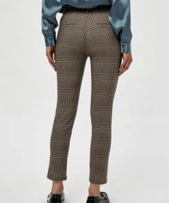 Minus Chino Rustic Brown Checked Femme 9 Minus Chino Rustic Brown Checked Femme -SOLDES D'ÉTÉ - Minus Fashion 28a648b9cd2c4a819c2fa907d58de6fd