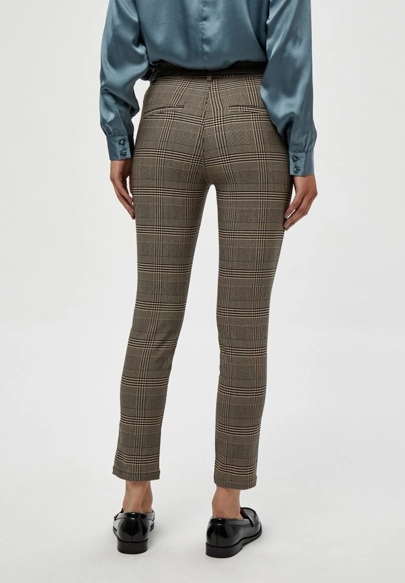 Minus Chino Rustic Brown Checked Femme 5 Minus Chino Rustic Brown Checked Femme – Image 3