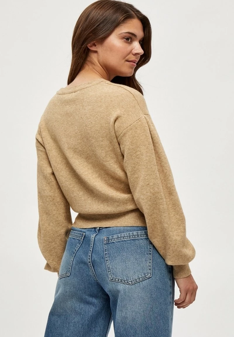 Minus Femme LUPI Pullover Brown 4 Minus Femme LUPI Pullover Brown – Image 2