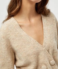 Minus MILIA Gilet Sand Femme 12 Minus MILIA Gilet Sand Femme -SOLDES D'ÉTÉ - Minus Fashion 2f80efe67c1e40caa29d4b821ee09301