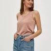 Minus CARLI Débardeur Powder Rose Lurex Femme 1 Minus CARLI Débardeur Powder Rose Lurex Femme -SOLDES D'ÉTÉ - Minus Fashion 30e7bcde35424c62a3231faa969b6921