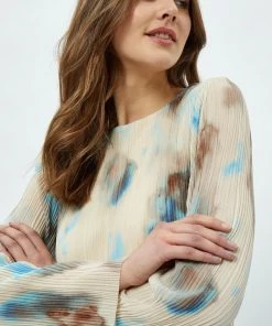 Minus Femme BIANCA Blouse Cloudy Sky Print -SOLDES D'ÉTÉ - Minus Fashion 32becd470e2844668e75d8c9a3a50388