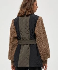 Minus Femme Veste D'hiver Dark Sand -SOLDES D'ÉTÉ - Minus Fashion 32e4f40b826448f3b09e6eb50505f038