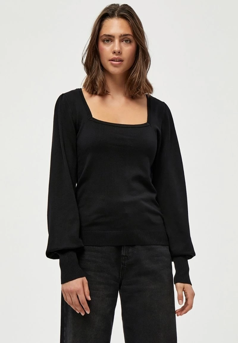 Minus Femme ISRA Pullover Black 3 Minus Femme ISRA Pullover Black
