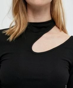 Minus CHRISTA LS TEE T Shirt à Manches Longues Black Femme 10 Minus CHRISTA LS TEE T Shirt à Manches Longues Black Femme -SOLDES D'ÉTÉ - Minus Fashion 3c3793610ece4fffa038136b4f1eb9cd