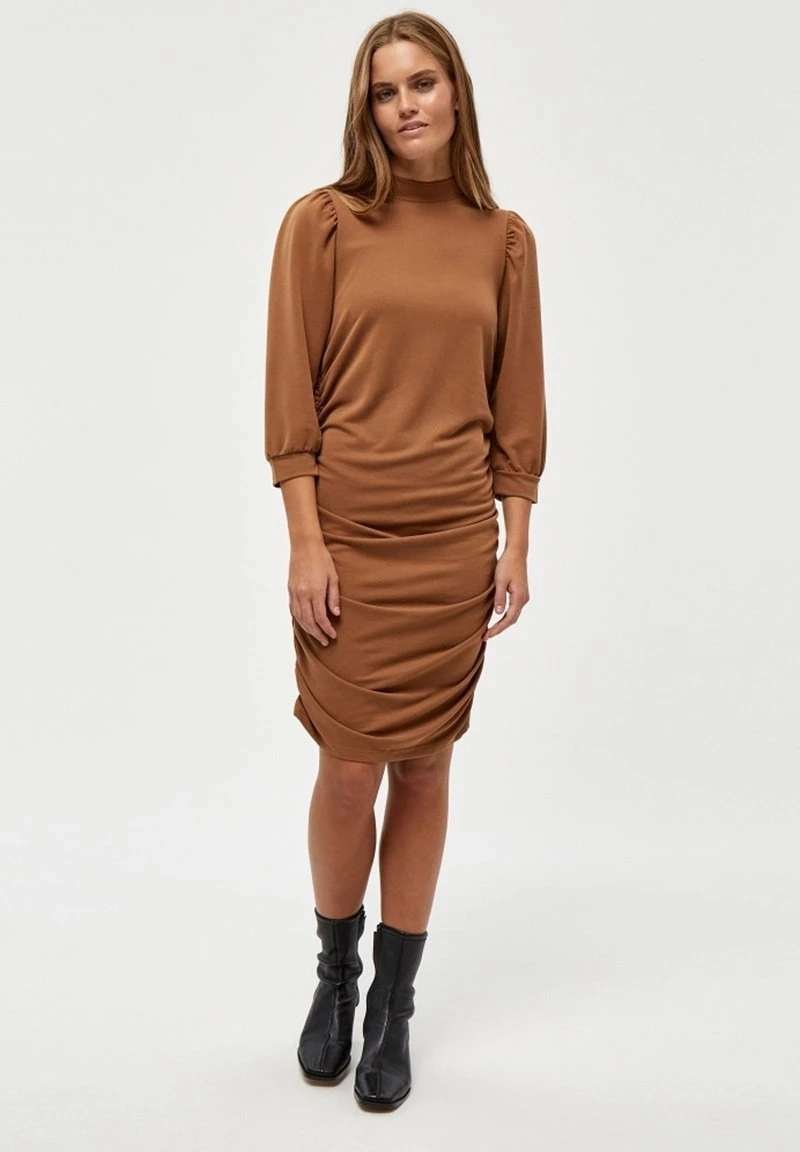 Minus HELENE Robe Fourreau Rustic Brown Femme 4 Minus HELENE Robe Fourreau Rustic Brown Femme – Image 2