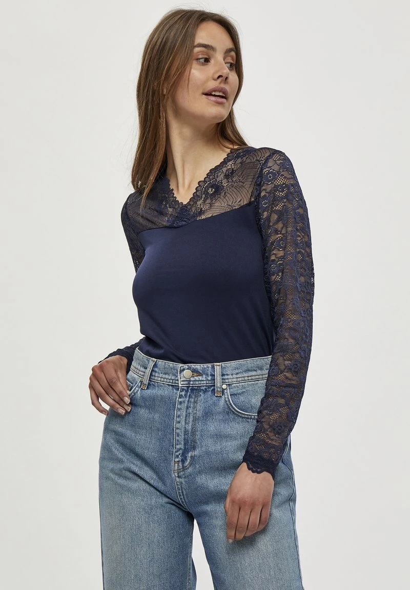 Minus Femme Blouse Black Iris 3 Minus Femme Blouse Black Iris