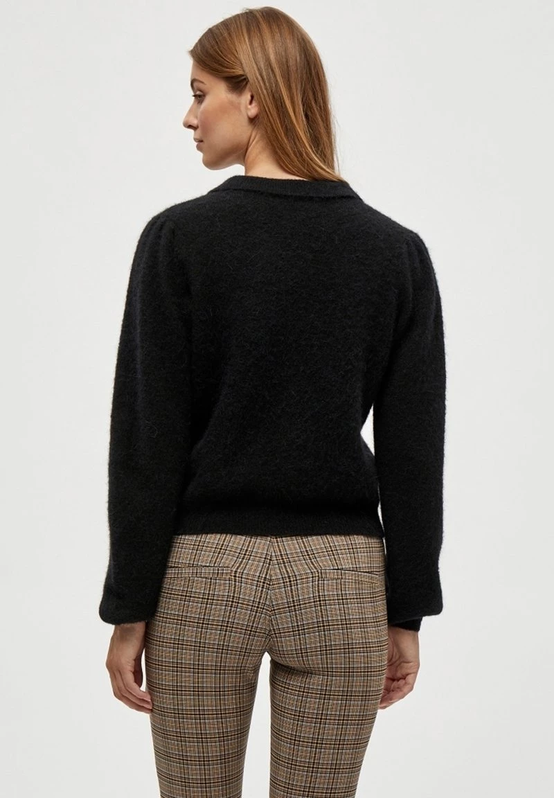 Minus Femme Gilet Black 5 Minus Femme Gilet Black – Image 3