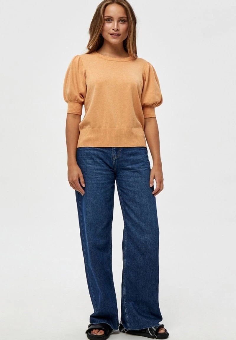 Minus Femme LIVA T Shirt Basique Apricot Tan Melange 4 Minus Femme LIVA T Shirt Basique Apricot Tan Melange – Image 2