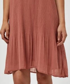 Minus Robe De Jour Old Rose Femme 9 Minus Robe De Jour Old Rose Femme -SOLDES D'ÉTÉ - Minus Fashion 42dee343066c4266addd6a5829213506