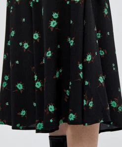 Minus Femme Jupe Trapèze Apple Green Flower Print -SOLDES D'ÉTÉ - Minus Fashion 4314e1b903a048c5be0f19bd3348b696