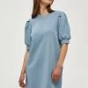 Minus MIKA Robe De Jour Dusty Blue Femme -SOLDES D'ÉTÉ - Minus Fashion 45c769174c9f4503a2a7c91448077620
