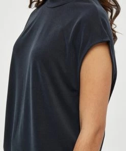 Minus MENA T Shirt Basique Black Femme 10 Minus MENA T Shirt Basique Black Femme -SOLDES D'ÉTÉ - Minus Fashion 480df47f12fa443c9d240e2051f982b4