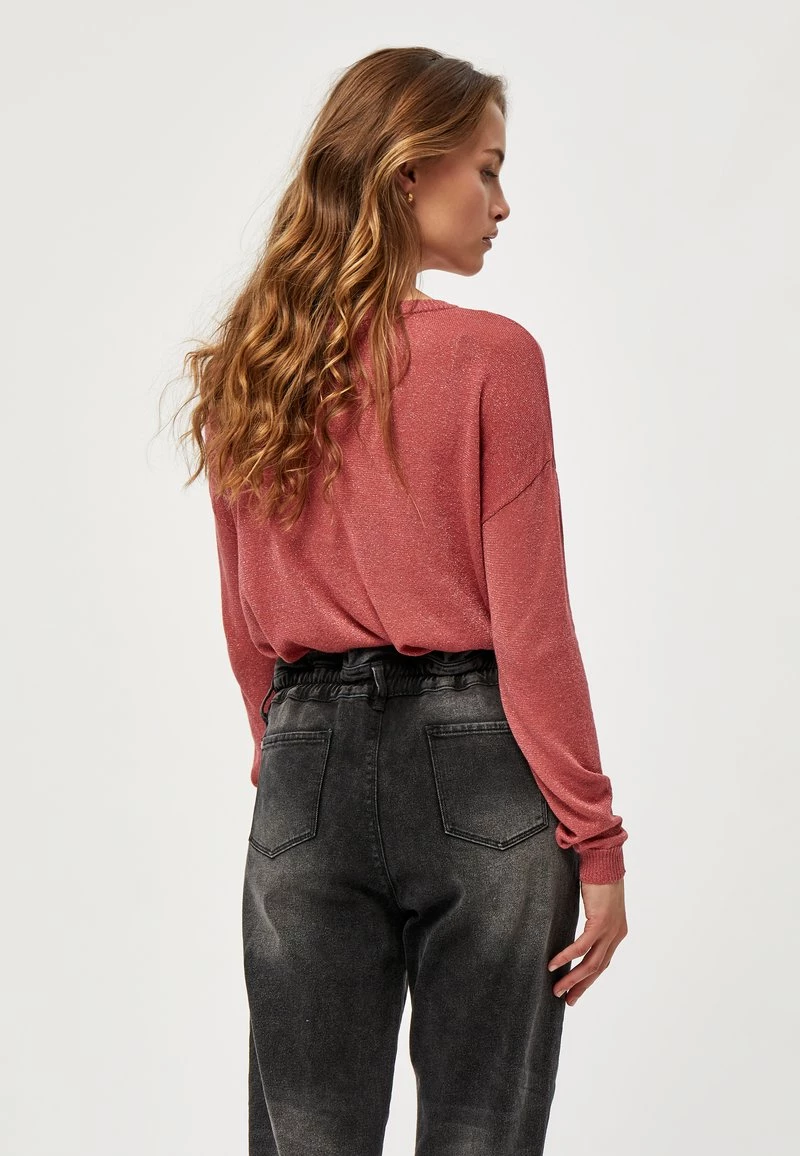 Minus ELNE Pullover Mineral Red Lurex Femme 5 Minus ELNE Pullover Mineral Red Lurex Femme – Image 3