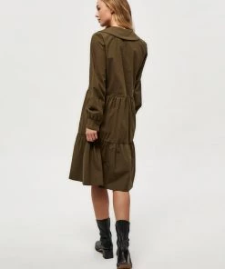 Minus Femme DELPHIA Robe Chemise Dark Olive -SOLDES D'ÉTÉ - Minus Fashion 49173771ebc848998481aaba0da6923d