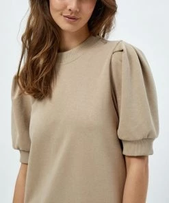 Minus Femme MIKA Robe De Jour Sand -SOLDES D'ÉTÉ - Minus Fashion 49a89d468e4243909a5434857d56d40a