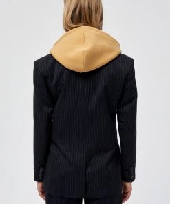 Minus EMBRY Blazer Black Pinstriped Femme 10 Minus EMBRY Blazer Black Pinstriped Femme -SOLDES D'ÉTÉ - Minus Fashion 49fbe9e8308244fc8fc7cb4932340533