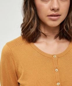 Minus Femme NEW LAURA Gilet Mineral Yellow -SOLDES D'ÉTÉ - Minus Fashion 4acfb41d302f4bceafdf3ece93beb237