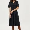 Minus KRISTINE Robe En Jersey Black Femme 1 Minus KRISTINE Robe En Jersey Black Femme -SOLDES D'ÉTÉ - Minus Fashion 4d47c039d03b4284aff259145f636718