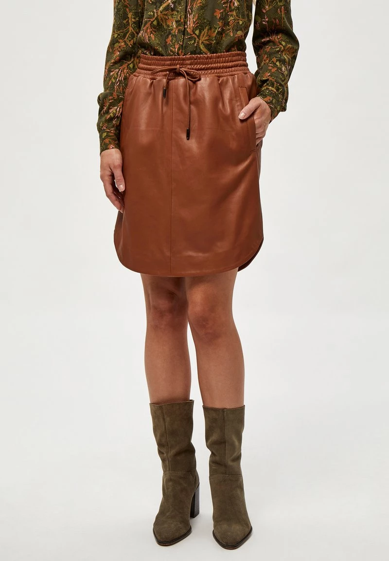 Minus Jupe En Cuir Cognac Femme 3 Minus Jupe En Cuir Cognac Femme