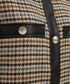 Minus Veste Sans Manches Warm Sand Checked Femme -SOLDES D'ÉTÉ - Minus Fashion 53c0afaa0d944ca49f5a1a4c6b847f3c