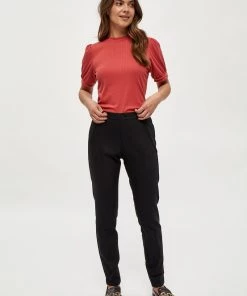 Minus Femme JOHANNA T Shirt Basique Berry Red 7 Minus Femme JOHANNA T Shirt Basique Berry Red -SOLDES D'ÉTÉ - Minus Fashion 5696fc2c5c8545dda05453b2b1c126c5