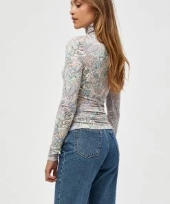 Minus Femme T Shirt à Manches Longues Color Blend Paisley Print 8 Minus Femme T Shirt à Manches Longues Color Blend Paisley Print -SOLDES D'ÉTÉ - Minus Fashion 5763ffebf9284761b112a8e588128b9e