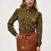 Minus Femme LELA Chemisier Dark Olive Flower Print -SOLDES D'ÉTÉ - Minus Fashion 59213b3bf8de43cbbe04d361ec6a727b
