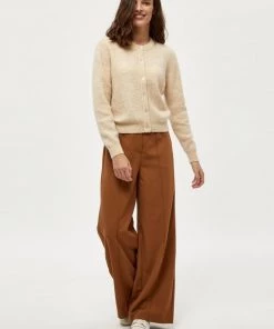 Minus NAGINA Chino Rustic Brown Femme