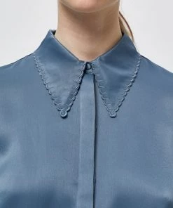 Minus LAKEN Chemisier Stone Blue Femme 11 Minus LAKEN Chemisier Stone Blue Femme -SOLDES D'ÉTÉ - Minus Fashion 5d1fd1010cc746a9a7748a3383da6456