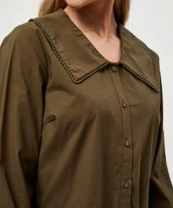 Minus Femme DELPHIA Robe Chemise Dark Olive -SOLDES D'ÉTÉ - Minus Fashion 5df6d5355edd45668636686f4b847fab